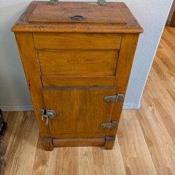 Early 1900s Antique Ice Box