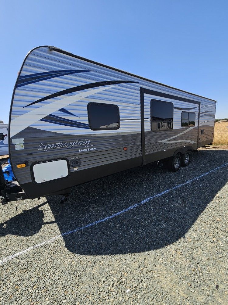 2019 Keystone Springdale 27ft