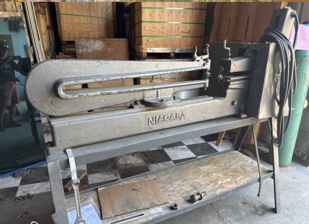 Niagara Metal Ring and Circle Shear