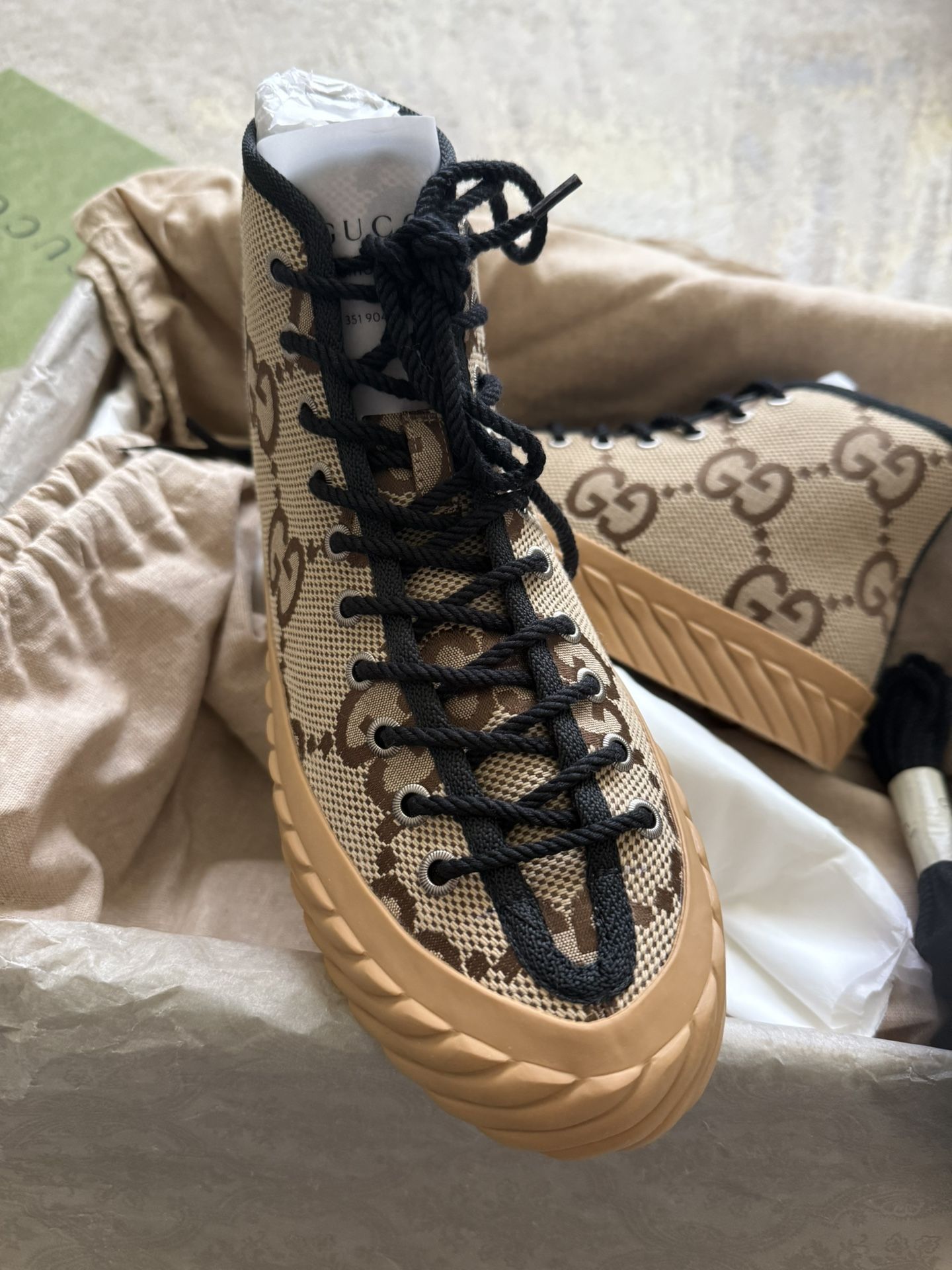 New- Gucci Men High top Sneakers 