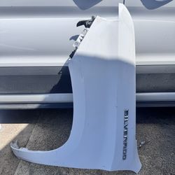 2019 to 2025 CHEVY SILVERADO 1500 FENDER LH