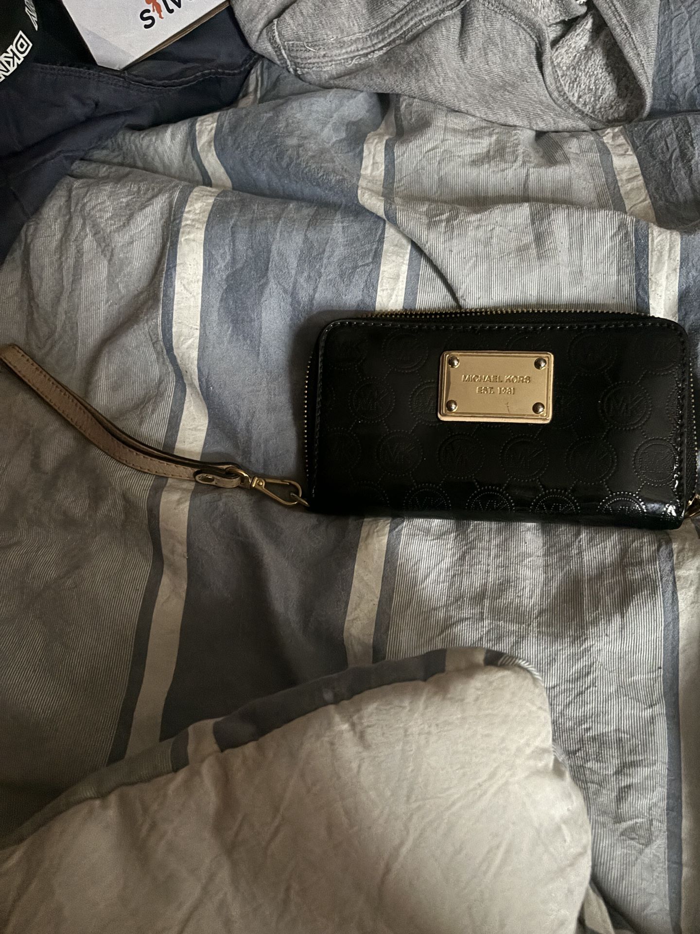 Black Michael kors Wallet Wristlet