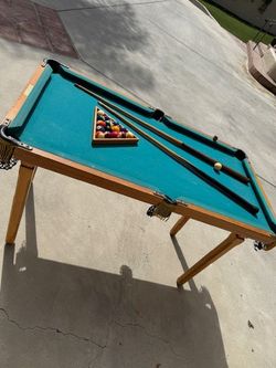 Small pool table