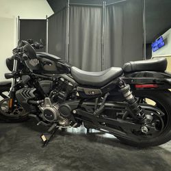 2024 Harley-Davidson Nightster Revolution Max 975T Vivid Black 108Miles Title in Hand Like New
