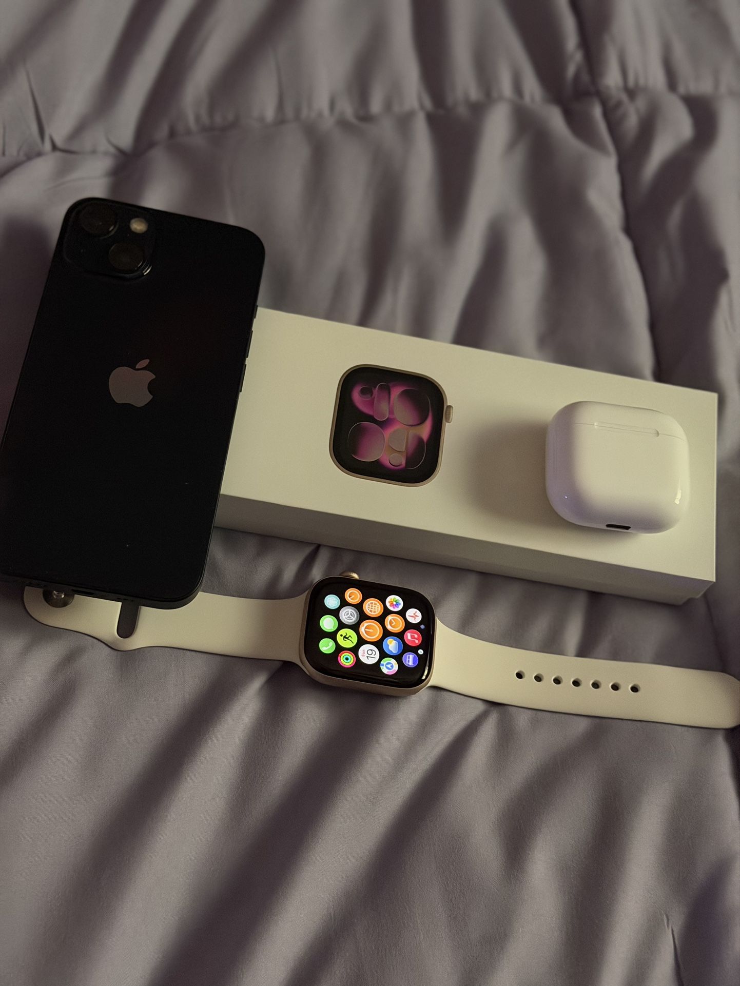 Apple iPhone Bundle