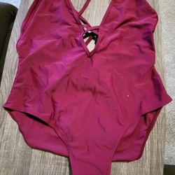 WOMENS SWIMSUIT 