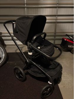 Bugaboo stroller and bassinet with Nuna car seat and base