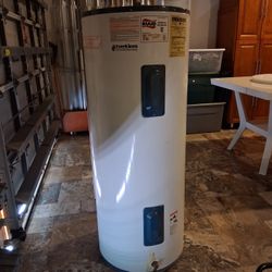 Water heaters , calentador de agua.$50