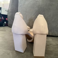 New woman high heel tan Indifu size 8