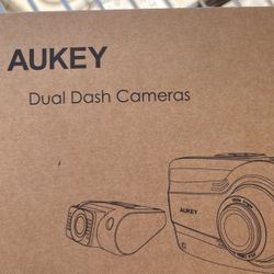 Aukey Dual Dash Camera