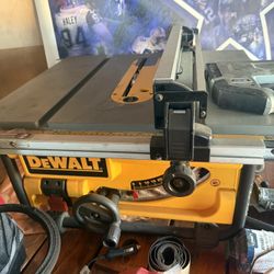 Dewalt Table Saw.      Used A Couple Of Times.   