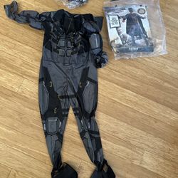 Batman Costume Size Medium Child (New / Unused) 