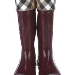Burberry Boots 100% Authentic 
