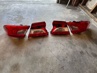 2018-2022 OEM Honda accord tail lights
