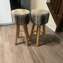 2 Stool Chairs