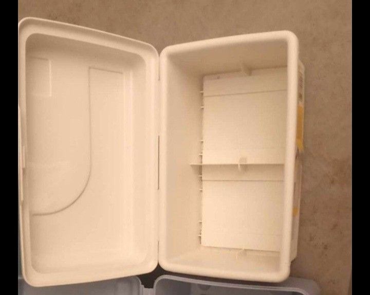 A Container W/ Fold Down Lid