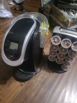 Keurig Coffee Maker with K-Cup Pod Holder