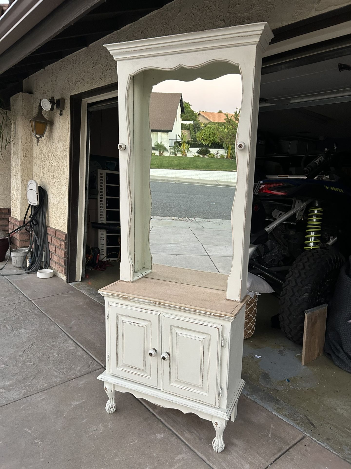 Great Wood Hall Tree/entry Table 78x29x12 for Sale in Riverside, CA ...