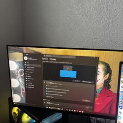 Samsung Monitor 6 Month Old For Cheap
