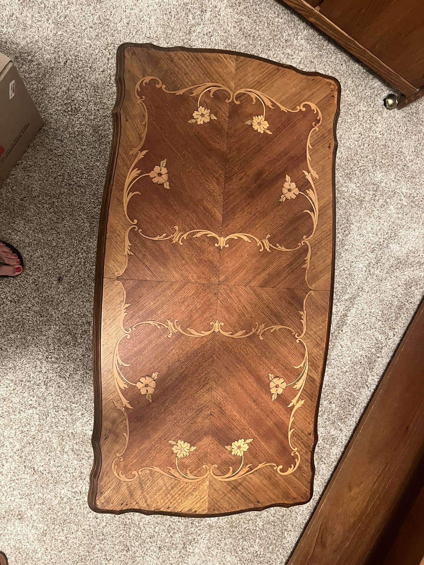 Louis XV style marquetry Coffee Table