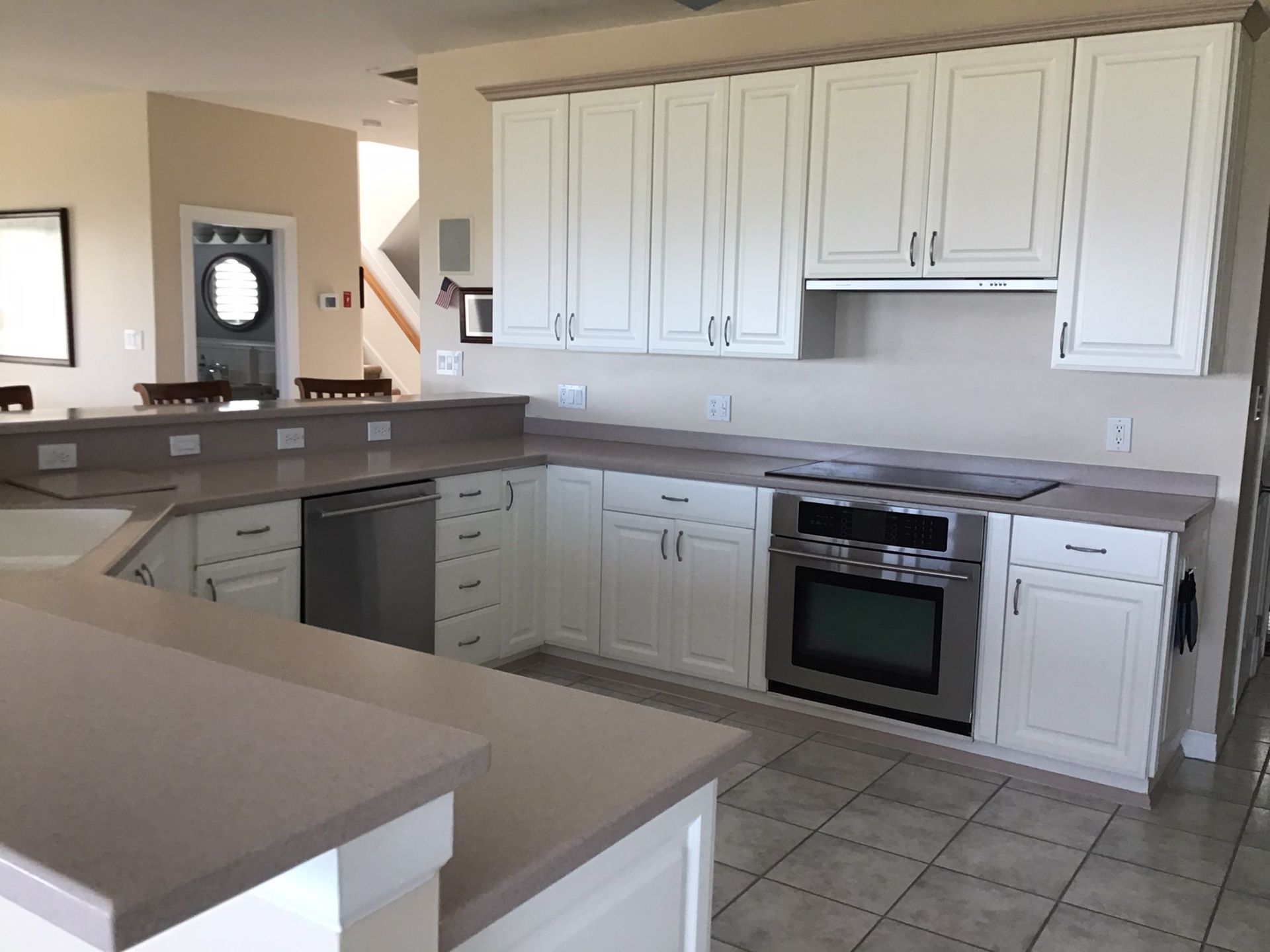 Kitchen Cabinet & Countertops & Appliances