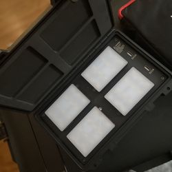 Aputure MC 4-Light Travel Kit with Charging Case