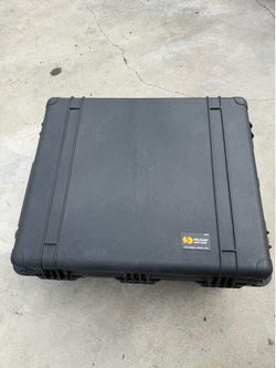Pelican 1690 black case