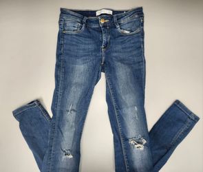 Zara Trafaluc Distressed Denim Jeans Size 2