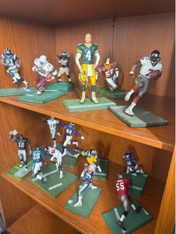 Huge McFarlane NFL Figure Collection Lot – Tom Brady, Favre, Moss + More
