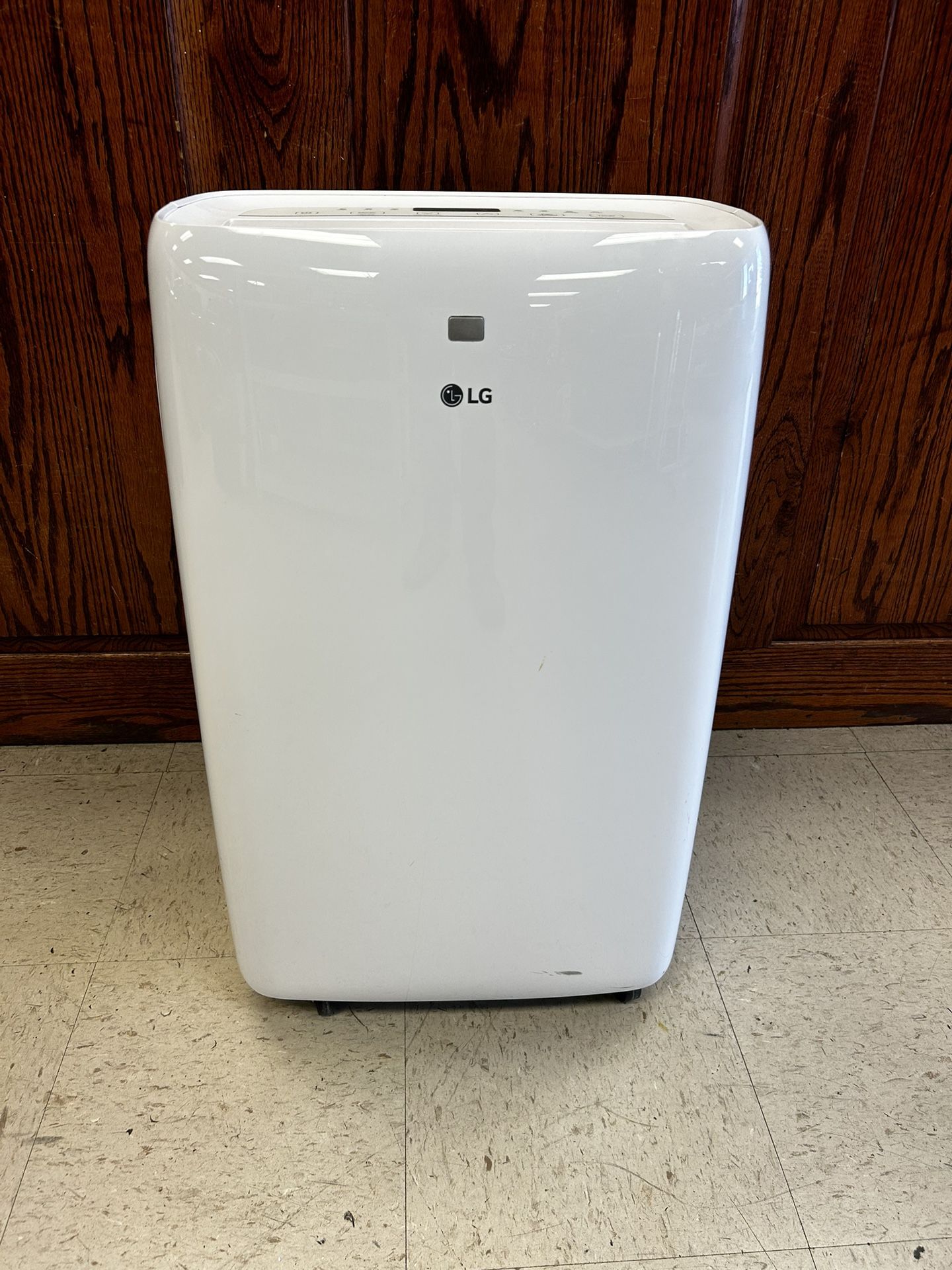LG Portable Air Conditioner 7000 BTU