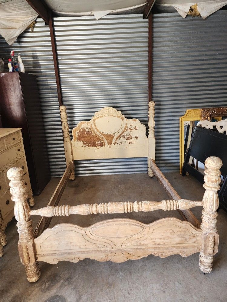 Antique BEDROOM SUITE
