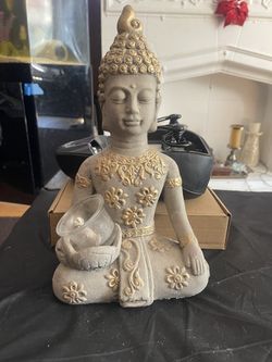 Statue