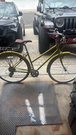 Women’s Downtown EX  Buzzer 18’ bike