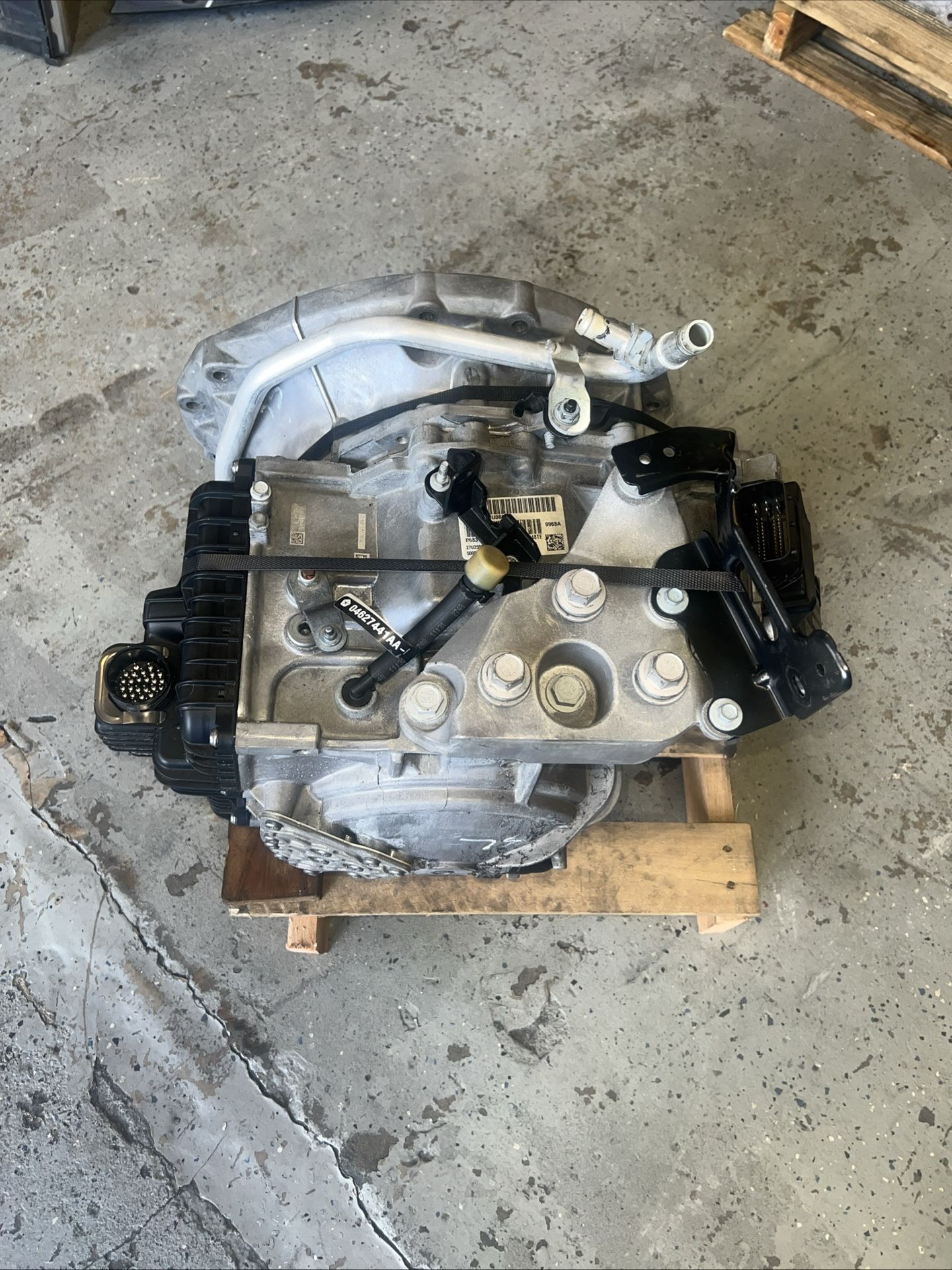 2017-2019 Chrysler Pacifica 3.6L Gas Transmission AT, FWD, 9SPD w/ 90K Miles