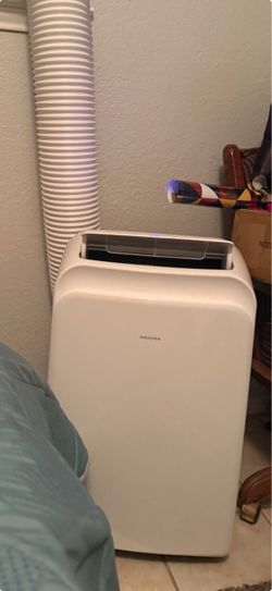 Insignia portable AC unit 250sqf 6000BTU