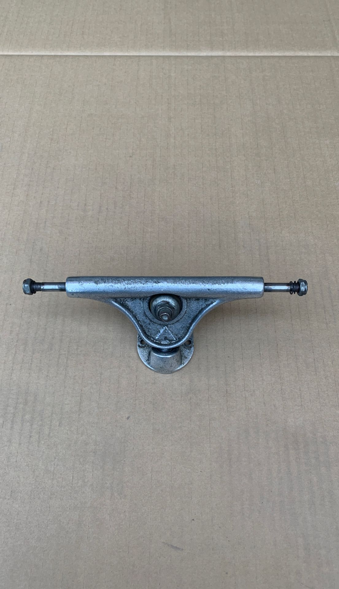(Sector 9) Skateboard truck - Gullwing Alpine