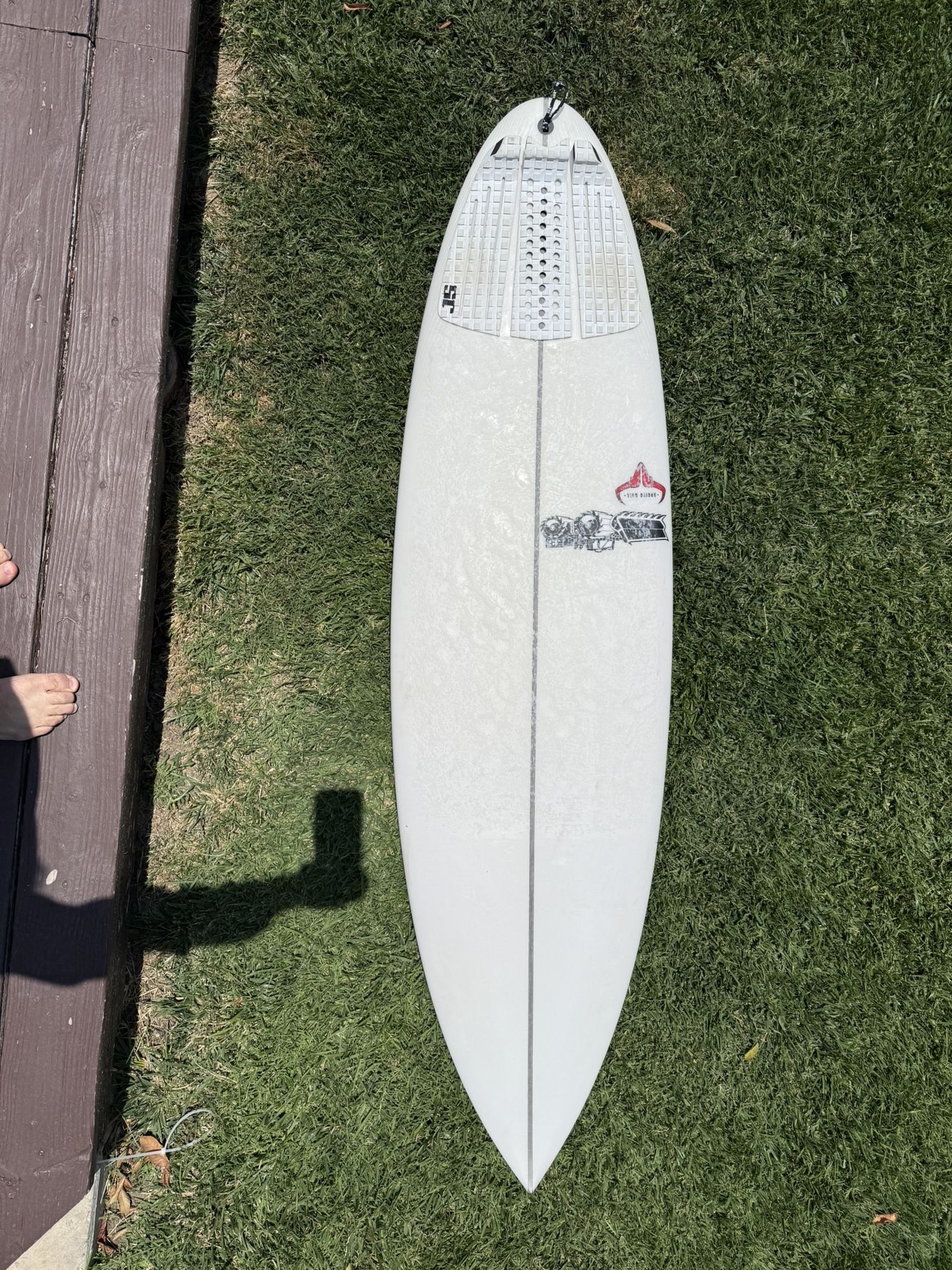 JS Raging bull 5’9 Surfboard