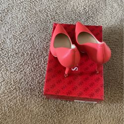 Guess Shoes Size 7