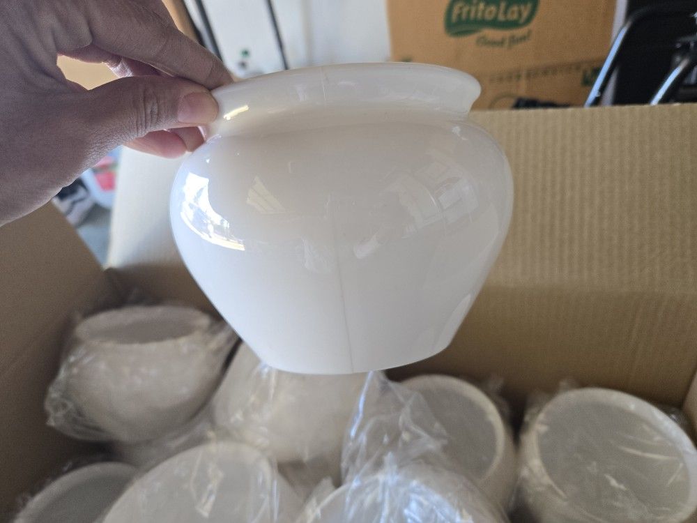 21 Plastic Vases For Wedding Or Party