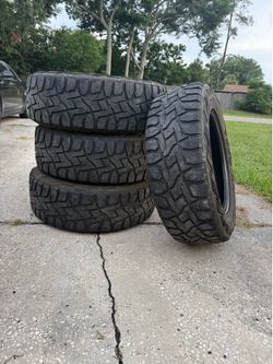 Toyo Open Country R/T Tires LT275/65R20