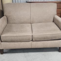 Loveseat (Taupe)