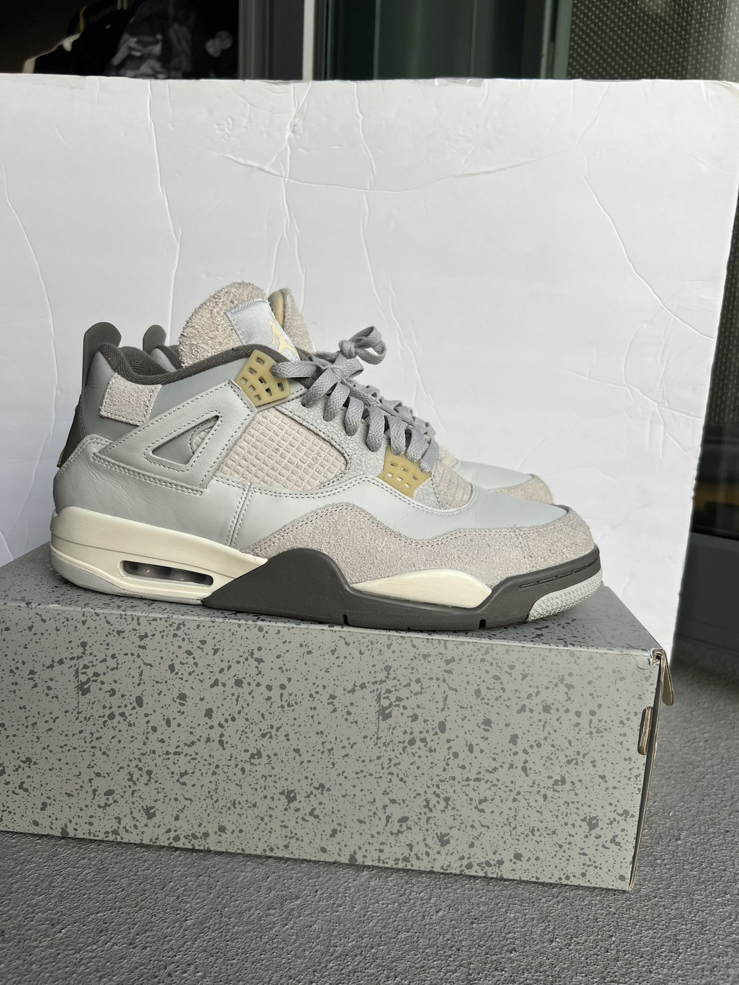 Jordan 4