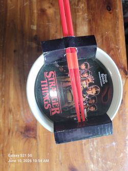 Stranger Things  Ramen Bowl and extra