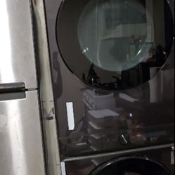 SAMSUNG WASHER AND ELECTRIC DRYER COMBO