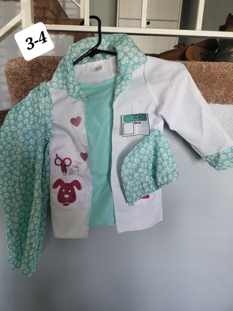 Veterinarian Costume 3-4