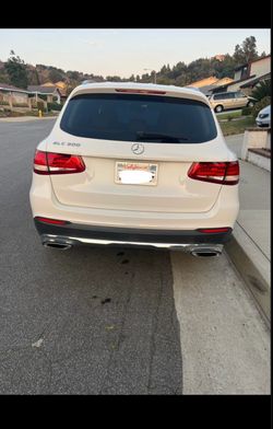 2017 Benz glc300