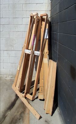 FREE!!! Pallets