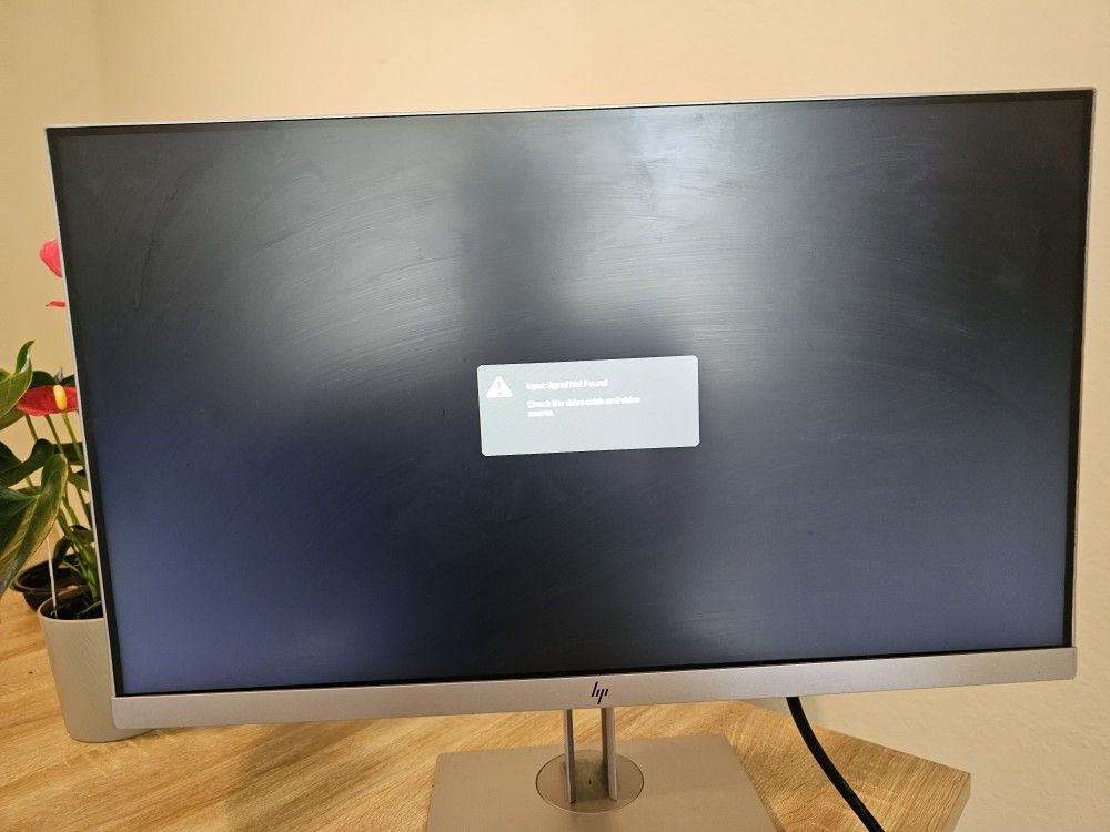 21 INCH HP Monitor