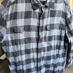 Men’s American Eagle Flannel Size XL