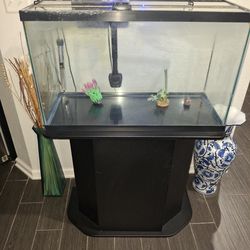 Fish Tank, 27 gallons